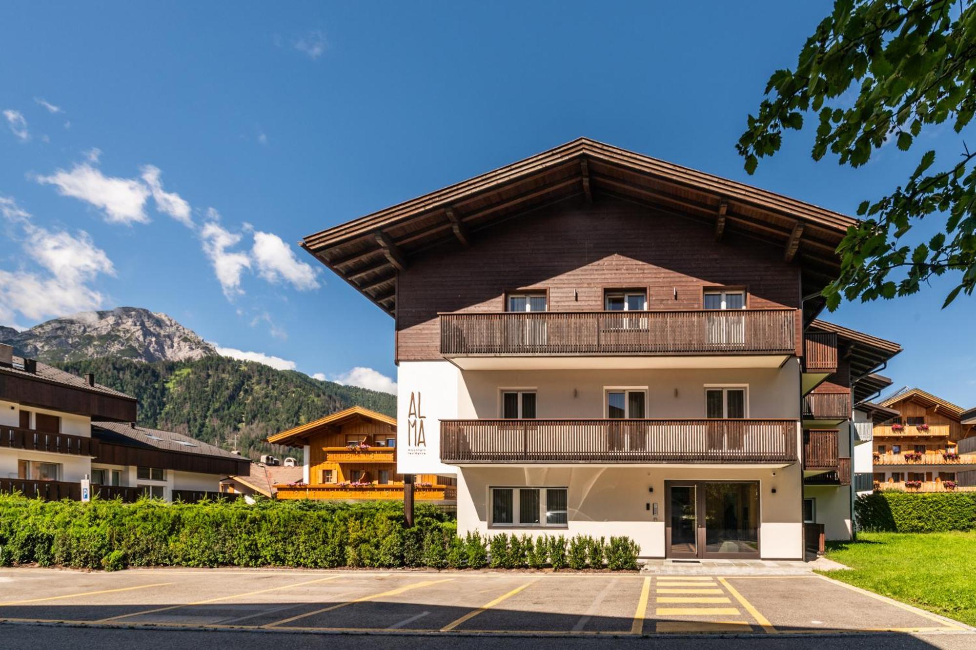 Alma Mountain Residence Toblach Exteriér fotografie